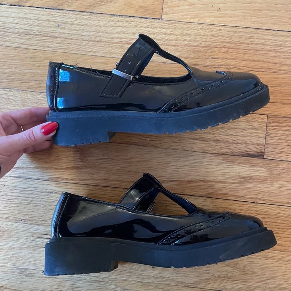 Chunky Black Women's Loafers - Picture 5 of 5